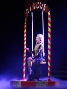 Бритни Спирс (Britney Spears) Performing in Las Vegas, 27.12.2015 (40xHQ) 68b7c1463643812