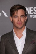 Крис Пайн (Chris Pine) The Finest Hours Premiere at TCL Chinese Theatre in Los Angeles (January 25, 2016) (43xHQ) 146916463652300