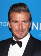 Дэвид Бекхэм (David Beckham) 6th Annual UNICEF Ball at the Beverly Wilshire Hotel (Beverly Hills, 12.01.2016) (63xHQ) 27c999463652845