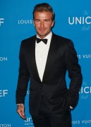 Дэвид Бекхэм (David Beckham) 6th Annual UNICEF Ball at the Beverly Wilshire Hotel (Beverly Hills, 12.01.2016) (63xHQ) 447070463653382