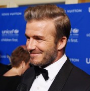 Дэвид Бекхэм (David Beckham) 6th Annual UNICEF Ball at the Beverly Wilshire Hotel (Beverly Hills, 12.01.2016) (63xHQ) Acf8dd463653605