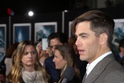 Крис Пайн (Chris Pine) The Finest Hours Premiere at TCL Chinese Theatre in Los Angeles (January 25, 2016) (43xHQ) Ce58c9463652477