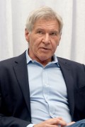 Харрисон Форд (Harrison Ford) 'Star Wars - The Force Awakens' Press Conference (December 4, 2015) D16172463678233