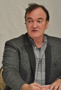 Квентин Тарантино (Quentin Tarantino) 'The Hateful Eight' Press Conference Portraits by Yoram Kahana, 13.11.2015 - 18xHQ 1f056b463967209