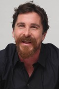 Кристиан Бэйл (Christian Bale) 'The Big Short' Press Conference (14.11.2015) 369357463961258