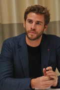 Лиам Хемсворт (Liam Hemsworth) 'The Hunger Games - Mockingjay Part 2' Press Conference Portraits by Yoram Kahana, 03.11.2015 - 34xHQ 463e26463964575