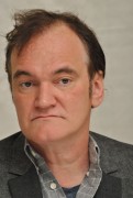 Квентин Тарантино (Quentin Tarantino) 'The Hateful Eight' Press Conference Portraits by Yoram Kahana, 13.11.2015 - 18xHQ 518978463967452