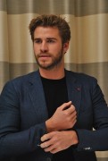 Лиам Хемсворт (Liam Hemsworth) 'The Hunger Games - Mockingjay Part 2' Press Conference Portraits by Yoram Kahana, 03.11.2015 - 34xHQ Bdaba3463964736