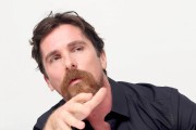 Кристиан Бэйл (Christian Bale) 'The Big Short' Press Conference (14.11.2015) Da764c463961298