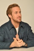Райан Гослинг (Ryan Gosling) 'The Big Short' Press Conference Portraits by Yoram Kahana, 14.11.2015 - 25xHQ Ed9530463967704