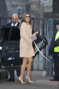 Элизабет Хёрли / Elizabeth Hurley - arriving for an interview on the Lorraine Show in London (10.02.16) 86dce4464404757