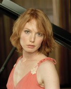 Алисия Уитт (Alicia Witt) Hugo Glendinning Photoshoot 2007 (2xHQ) Ee6984464496388