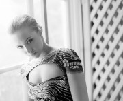 Хайден Панеттьери (Hayden Panettiere) InStyle UK Photoshoot 2009 (6xHQ) F2a96b464599333