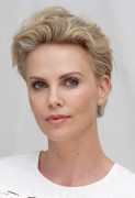 Шарлиз Терон (Charlize Theron) 'A Million Ways to Die in the West' Press Conference, 07.03.2014 (18xHQ) E66a19464948323