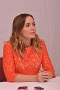 Эмили Блант (Emily Blunt) 'Sicario' Press Conference (12.09.2015) Cac11a465213965