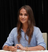 Алисия Викандер (Alicia Vikander) 'The Danish Girl' Press Conference during the 2015 Toronto International Film Festival (13.09.2015) 6999d0465618000