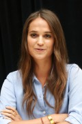 Алисия Викандер (Alicia Vikander) 'The Danish Girl' Press Conference during the 2015 Toronto International Film Festival (13.09.2015) A88902465617491