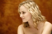 Диана Крюгер (Diane Kruger) Troy Press Conference Portraits by Vera Anderson, New York - 25xHQ Fd1588465959670