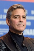 Джордж Клуни (George Clooney) 'Hail, Caesar' Press Conference during the 66th Berlinale International Film Festival in Berlin, 11.02.2016 (19xHQ) 6ba2d8466664211