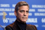 Джордж Клуни (George Clooney) 'Hail, Caesar' Press Conference during the 66th Berlinale International Film Festival in Berlin, 11.02.2016 (19xHQ) C7c381466664389