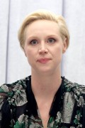 Гвендолин Кристи (Gwendoline Christie) Press Conference for Star Wars The Force Awakens (Los Angeles, 04.12.2015) Df13cb467227689
