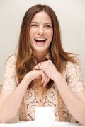 Мишель Монахэн (Michelle Monaghan) 'The Path' press conference in Beverly Hills, 18.02.2016 (12xHQ) 8a203d467381082