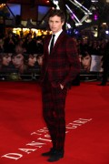 Эдди Редмэйн (Eddie Redmayne) 'The Danish Girl' premiere in London, England, 08.12.2015 (68хHQ) Be1be4467398760