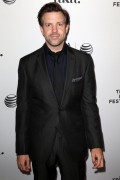 Джейсон Судейкис (Jason Sudeikis) Meadowland Premiere during 2015 Tribeca Film Festival at SVA Theater 1 (New York, 17.04.2015) - 20xHQ 6178ef467409572