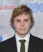 Эван Питерс (Evan Peters) The Normal Heart Premiere at The Writers Guild Theatre (Beverly Hills, 19.05.2014) (14xHQ) Fabbc9467402802