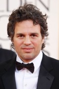 Марк Руффало (Mark Ruffalo) 68th Annual Golden Globe Awards held at The Beverly Hilton Hotel in Los Angeles (16.01.2011) - 42xHQ 8d36fb467411223