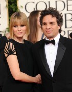 Марк Руффало (Mark Ruffalo) 68th Annual Golden Globe Awards held at The Beverly Hilton Hotel in Los Angeles (16.01.2011) - 42xHQ Ad8864467411287