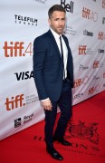 Райан Рейнольдс (Ryan Reynolds) Mississippi Grind Premiere during 2015 Toronto International Film Festival held at Roy Thomson Hall (Toronto, 16.09.2015) - 85xHQ E092ce467414242
