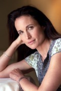 Энди МакДауэлл (Andie MacDowell) Andy Holzman Photoshoot 2002 - 7xHQ 164ed1468699933