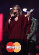 Адель (Adele) BRIT Awards 2016 in London, show, 24.02.2016 (79xHQ) 02ad75468709690