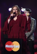 Адель (Adele) BRIT Awards 2016 in London, show, 24.02.2016 (79xHQ) Dd6295468709704