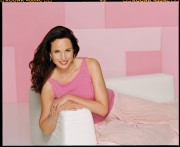 Энди МакДауэлл (Andie MacDowell) Photoshoot - 7xHQ Df9fb4468704624