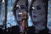 Адель (Adele) BRIT Awards 2016 in London, show, 24.02.2016 (79xHQ) 88e3ac468710156
