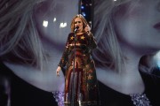 Адель (Adele) BRIT Awards 2016 in London, show, 24.02.2016 (79xHQ) 8dd509468710212