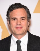 Марк Руффало (Mark Ruffalo) 88th Annual Academy Awards Nominee Luncheon at The Beverly Hilton Hotel (Beverly Hills, 08.02.2016) - 22xHQ D231ad468711112