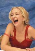 Кейт Хадсон (Kate Hudson) How To Lose A Guy In 10 Days Press Conference (2003) 328a99468855240