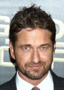 Джерард Батлер (Gerard Butler) 'Gods Of Egypt' N.Y. Premiere at AMC Loews Lincoln Square 13 in New York City (24.02.2016) - 35xHQ 11917d468909551