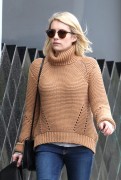 Эмма Робертс (Emma Roberts) out shopping in West Hollywood, 31.01.2016 (52xHQ) A62557470491243