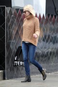 Эмма Робертс (Emma Roberts) out shopping in West Hollywood, 31.01.2016 (52xHQ) Fd5e0a470493270