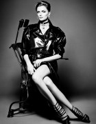 Лили Дональдсон (Lily Donaldson) Numero France - Smoking - Sept 2012 (7xHQ) D3f9ad470650795